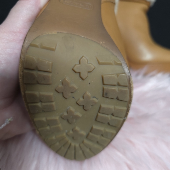 Coach Shearling Boots Apple Leather High Heel Luggage Brown Size 6.5 - Picture 9 of 13